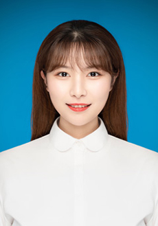 张馨月