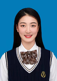 杨露 